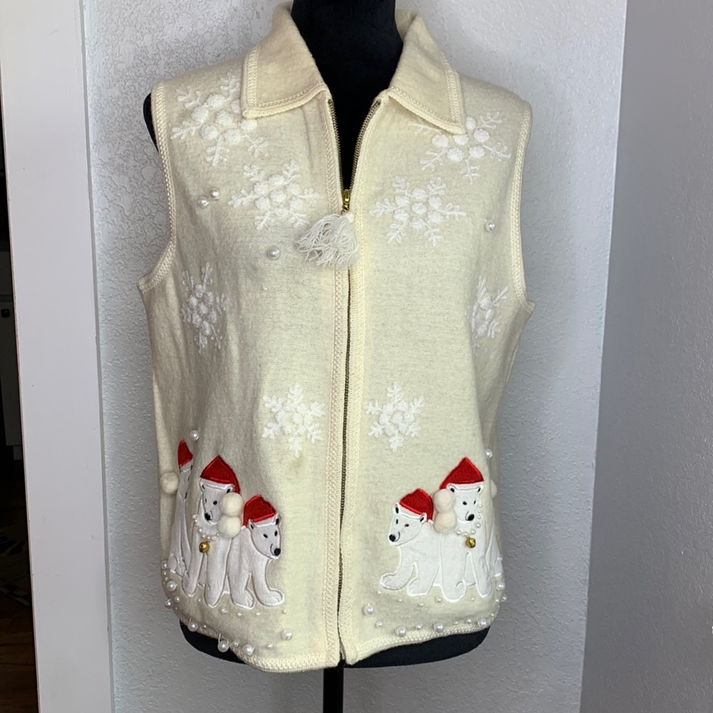 Lisa International Ivory Wool Polar Bear Holiday Sweater Vest M Christmas whimsy